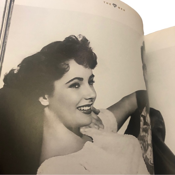 Elizabeth Taylor Magazine Special Edition- Liz Taylor - 2015 - Picture 9 of 11